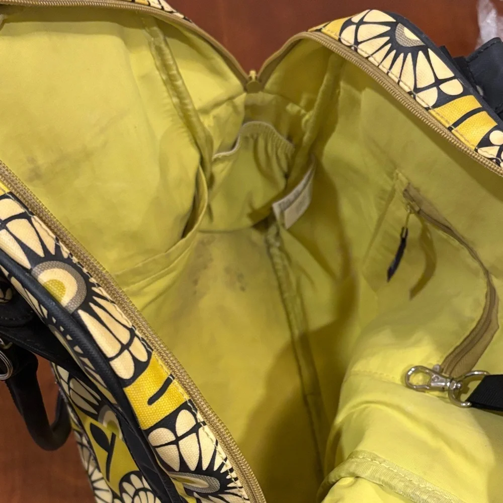 Petunia Pickle Bottom Glazed Sashay Satchel Floral‎ Diaper Bag Backpack